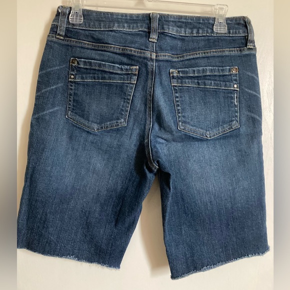 🌞Apt. 9 Dark Wash Distressed Cut Off Bermuda Shorts #Gy - Picture 7 of 7